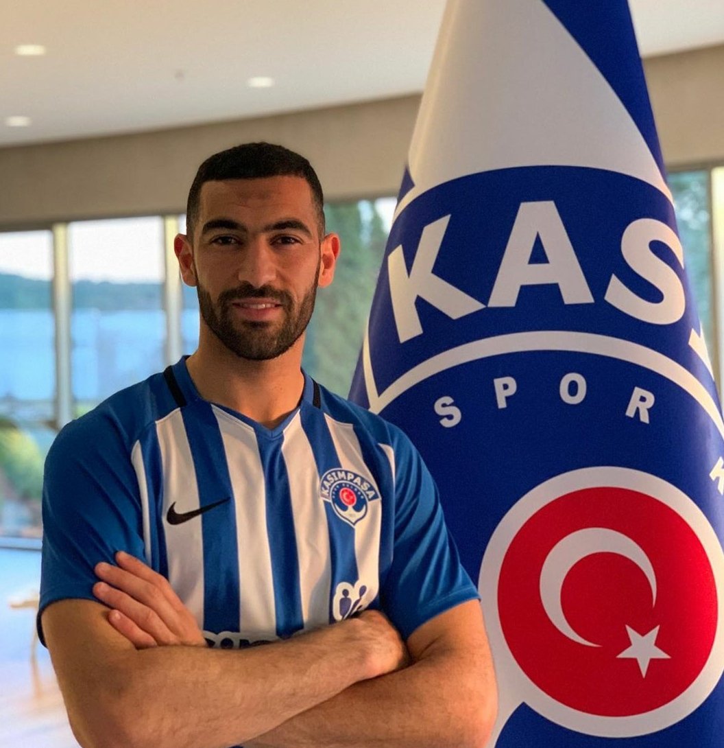 433kasimpasa's tweet photo. 2019-2020 sezonu ikinci devresinde takımımıza transfer olan ve başarılı bir performans sergileyen Yassine Meriah 'a katkılarından dolayı teşekkür eder, bundan sonraki kariyerinde başarılar dileriz. #Kasımpaşa #Meriah #Olimpiakos https://t.co/5AplTtTsNN