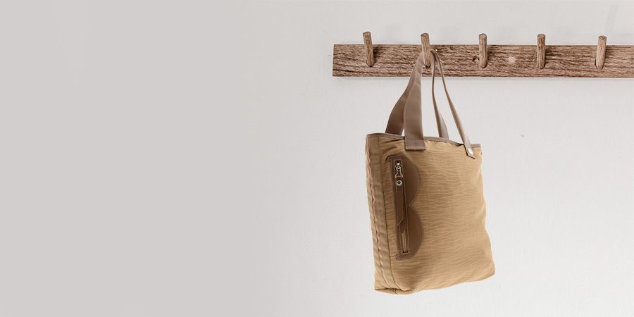 RT @boxsansebastian: 🌍 Taking care of our environment is a priority. Our answer is ONDAS, our collection of sustainable bags made out of @ECONYL econylon, from the recovery of fishing nets and other waste. Discover it online. boxsansebastian.com/en/ondas/?v=04…
#sl…