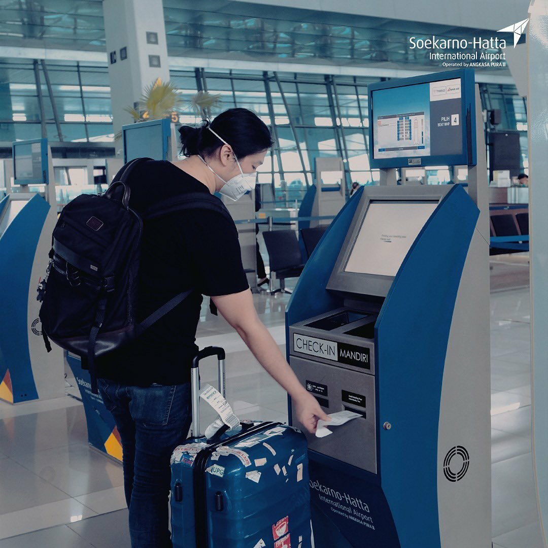 INJairports's tweet photo. Sebelum melakukan penerbangan, tentunya #AP2friends harus melakukan check in. Selain melalui counter check-in, proses check in juga dapat dilakukan secara mandiri loh. 

Nah, #AP2friends termasuk tim yang mana nih? Share pendapatmu di kolom komentar ya 🙂🙂

#TerbangItuAman https://t.co/3F3dFeBov9