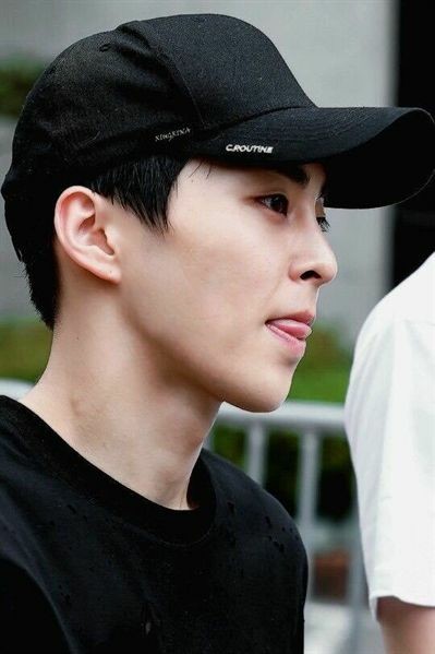masknh22's tweet photo. Sehat sehat bang, bentar lagi pulang π
#ExaEXOL
#ExaBFF
#Exobbf https://t.co/CgIbaC2Nd1