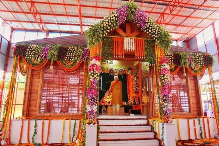 Amitava_BJP's tweet photo. এটাই সংস্কৃতি, এটাই ঐতিহ্য, এটাই সংকল্প !!
এই জন্যই তর্পণ, আর এই জন্যই জীবন অর্পণ ।। #JayShriRam https://t.co/O5SIZgEk08
