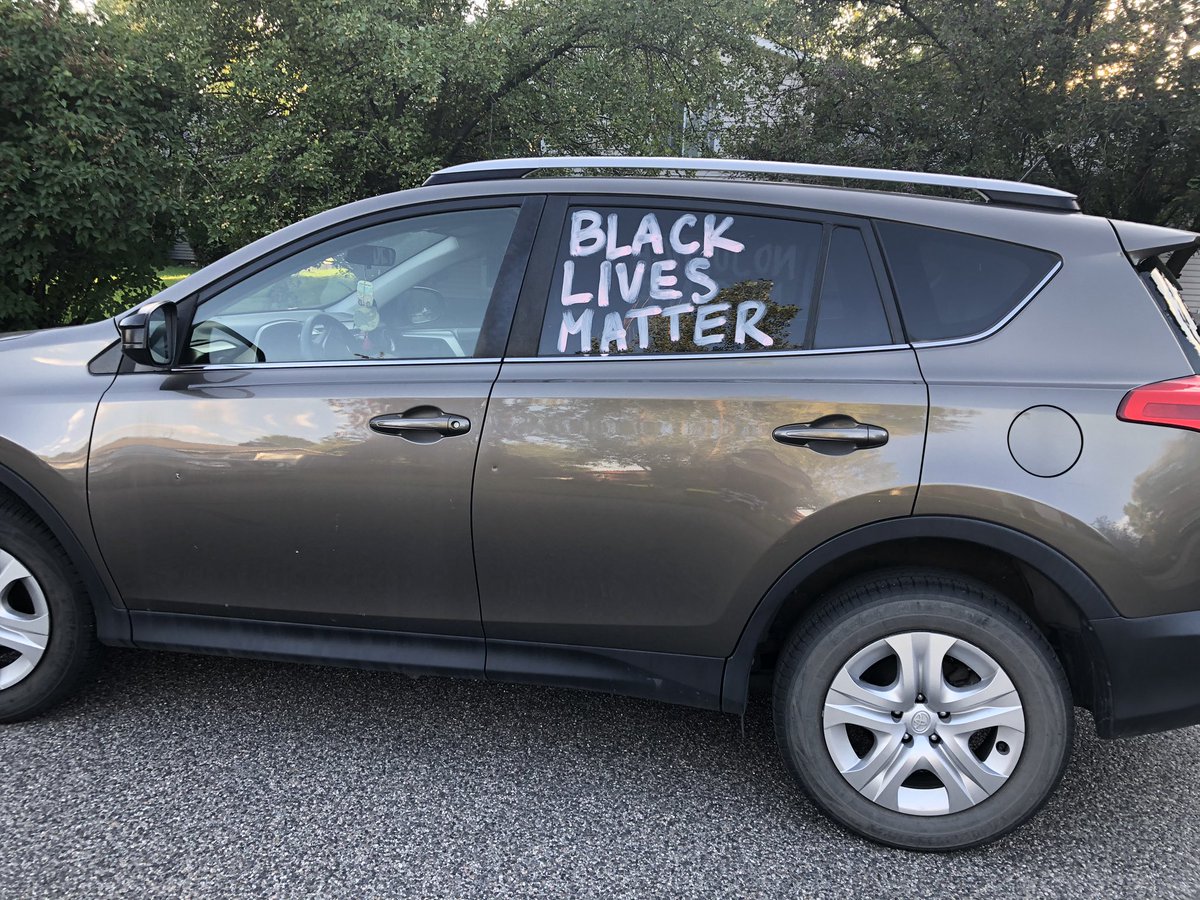 BethSaboe's tweet image. Tonight someone shot out the back window &amp;amp; side of a vehicle parked in front of my house. This car belonged to my niece’s friend. Can only assume this was racially motivated. This vandalism happened in broad daylight in tiny Manhattan, #Montana. #BLM