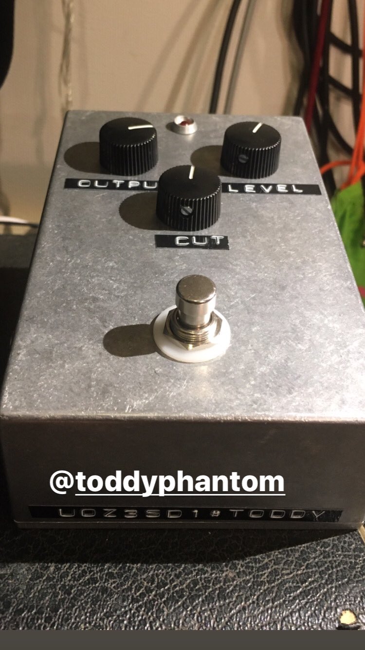 EetI9sdU4AAG9Gz.jpg:large