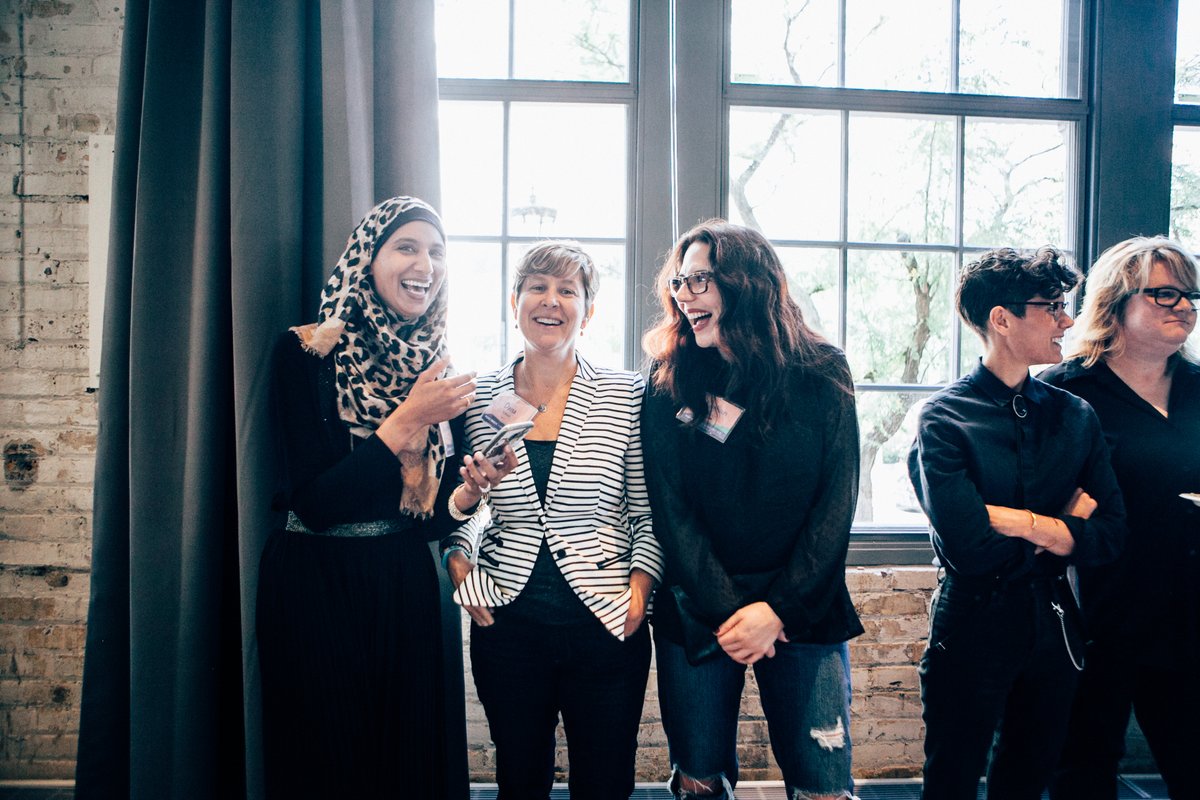 jjmillard's tweet photo. Was looking through some old @PollenMidwest #WorkRedux photos and then stumbled upon this gem 😍 . Missing my humans.
@nausheena @DanaCN @irishgirl @janashortal @Nylons https://t.co/uWIYQMmdqV
