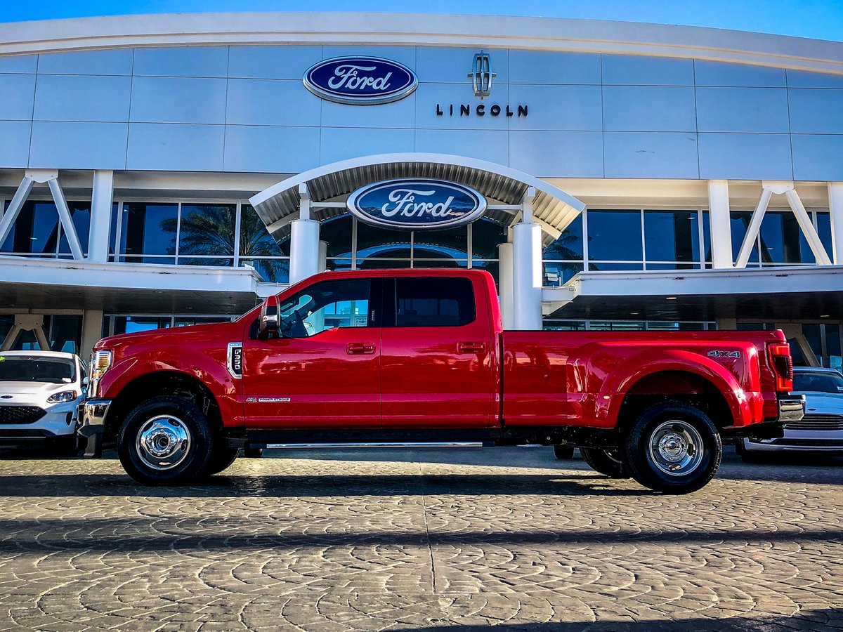 Say hello to the first ever Hammerking Productions COMPANY VEHICLE! It’s heading your way Jt Taylor. Happy Birthday. We are proud to partner with @Ford, the official Truck and SUV of Ultra4 Racing and the King of the Hammers. #BuiltFordProud #Ultra4Racing #f350