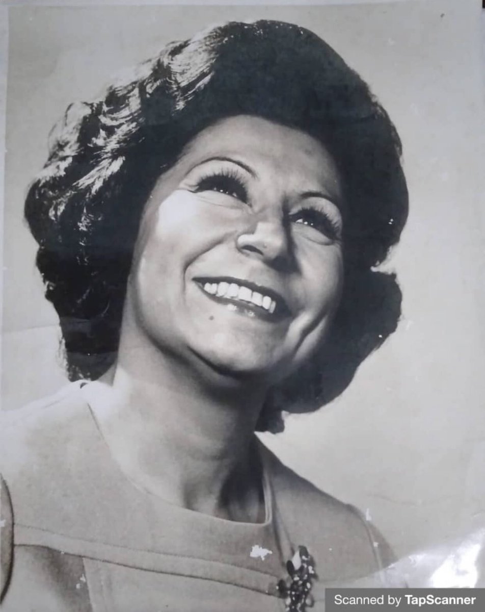 thayspenalver's tweet photo. Se ha ido “Blanquita” con la frente en alto, con la dignidad intacta y la satisfacción del deber cumplido.
Con honor le sirvió a Venezuela y a los más necesitados, sin aspavientos ni propaganda, con discreción sembró y su cosecha son obras que aún perduran. 
Abrazo a la familia. https://t.co/Ky4u5J7vjq