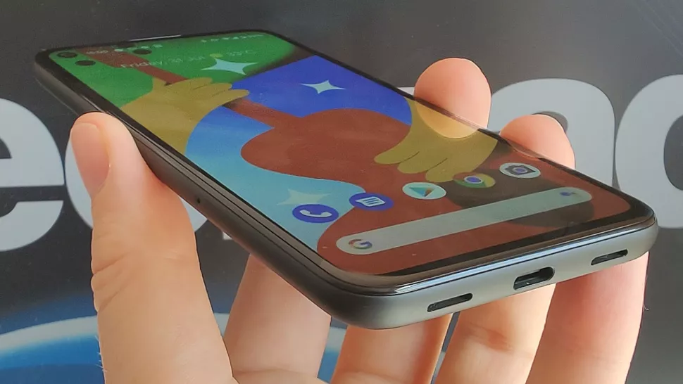 BiteSizeTech_'s tweet photo. #Pixel4a I/O includes USB3.1, dual stereo speakers, 3.5mm headphone jack (Australia receives headphones in the box), and eSIM support

https://t.co/xzkwSjIh10

#Google #Pixel #GooglePixel #Technology #Tech #TechNews #Tech4All #Software #Hardware #Engineering #news #Australia https://t.co/z9JqME72V5
