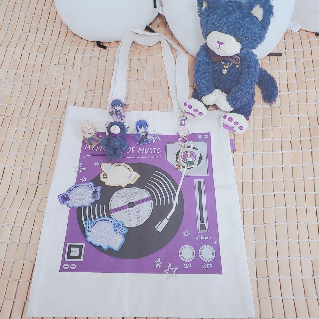 yui090306089's tweet photo. トキヤさん！！！
お誕生日おめでとう(T^T)✨
今年は忙しくてお祝いが遅くなっちゃうけれどずっとずっと大好きです😂😂
いつまでも貴方と共に幸せでいれますように！

#一ノ瀬トキヤ誕生祭 
#utapuri_tokiya_BD2020 https://t.co/7AgIaiUhfQ