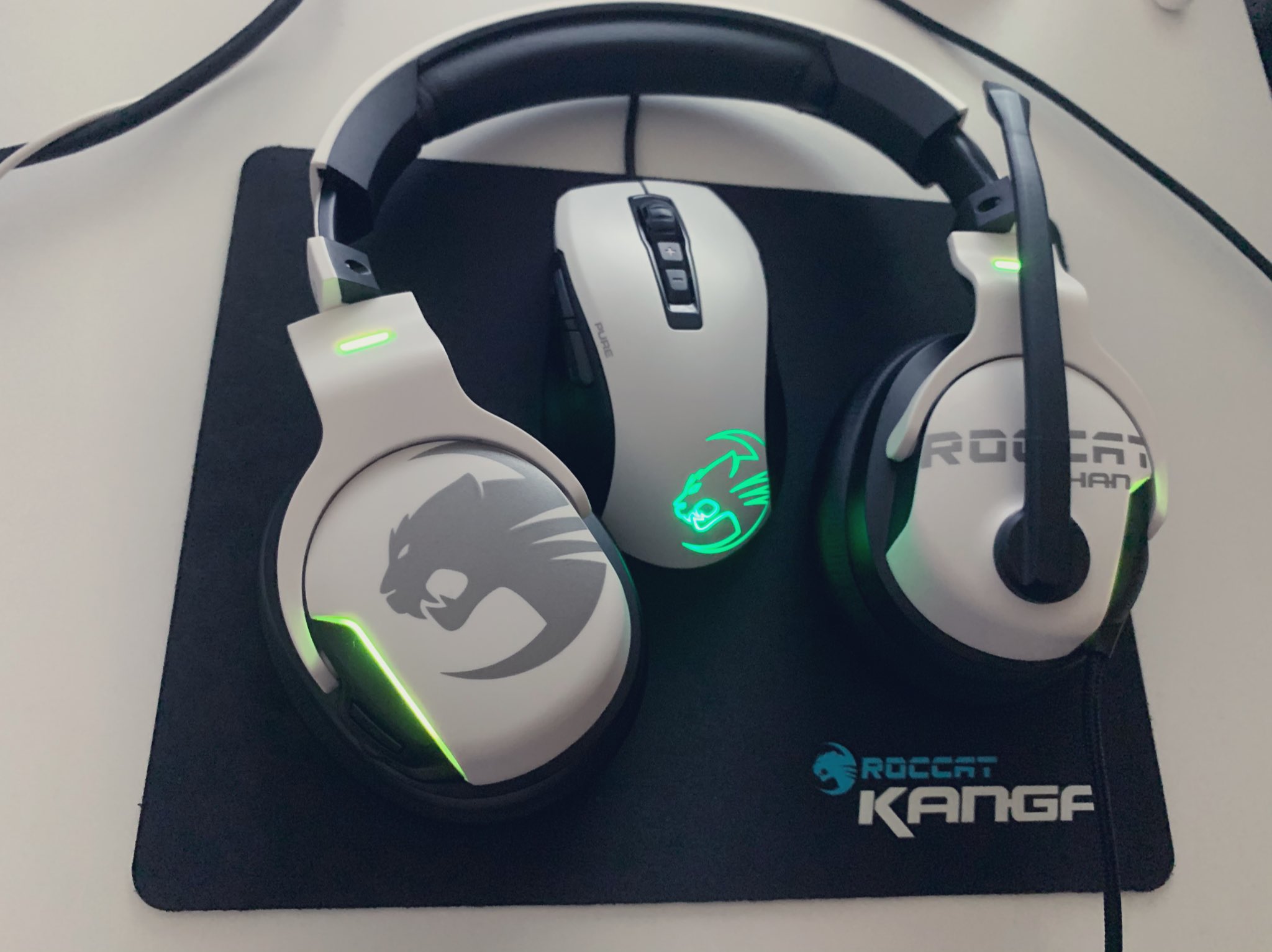 Razer Devices على تويتر Rt Mi Ya Takumi Roccatはいいぞぉ 白がいいんだ いいぞぉ あと 白いキーボードがほしいんじゃ T Co 94hnywewy0 Razer Devices على تويتر Rt Mi Ya Takumi Roccatはいいぞぉ 白がいいんだ いいぞぉ あと 白いキーボードがほしいんじゃ T Co 94hnywewy0