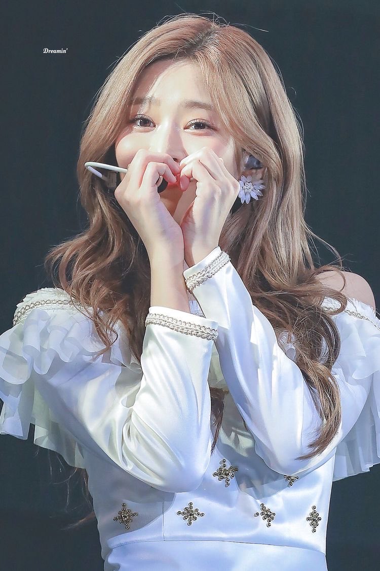 izone minju