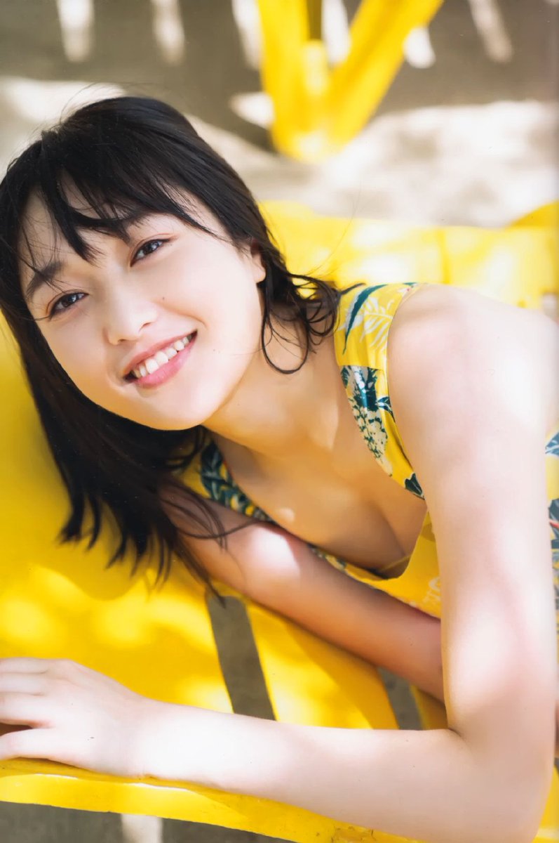 金欠豚野郎 Twitterissa 水着はおろか 谷間の開示すら拒否した鬼頭 明里とは違い 実際久保田 未夢は 水着らしき姿にはなったのですが 我々が求めていたﾓﾉとは 違ったのですよね T Co 9tqzdf1quz