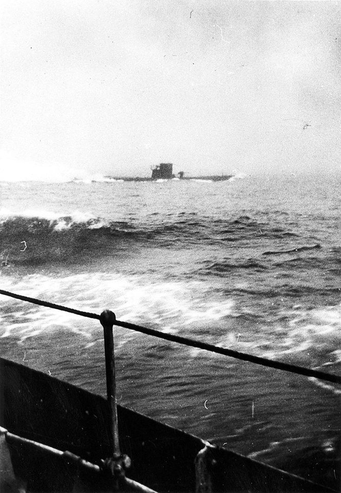 Today in 1942, HMCS Assiniboine, a member of escort group C-1, protecting convoy SC-94, sunk the German submarine U-210. Pictured: U-210 seen from HMCS Assiniboine, 6 August 1942. Credit: G.E. Salter. LAC MIKAN: PA-037443.  #Thread