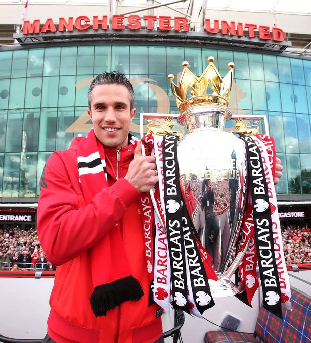 Happy 37th birthday to ex red Robin Van Persie.    