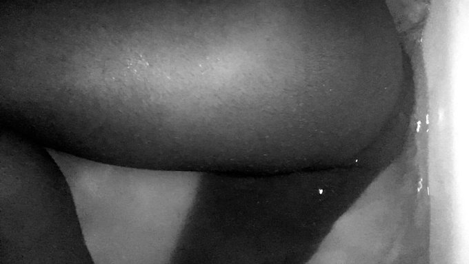 tops got ass to  Rat if you like tops with ass 👈🏾 https://t.co/Hpfbp9A2gb<a href="/tag/gaymassage"class="tags"><span>#gaymassage</span></a><a href="/tag/freakypost"class="tags"><span>#freakypost</span></a><a href="/tag/freakyvibes"class="tags"><span>#freakyvibes</span></a><a href="/tag/chubboy"class="tags"><span>#chubboy</span></a>