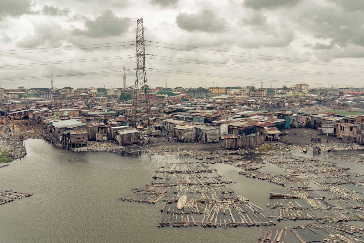 Starting from GO, this is Makoko in the Adekunle / Sabo area of Lagos!