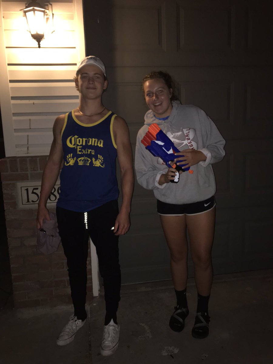 karastay18's tweet photo. Kara from BIG BErTHA kills Chevy from Seal Team 69 @andovernerf2020 https://t.co/mN5hMAbOGz