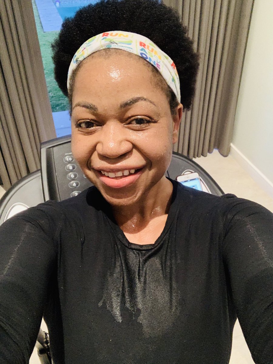 ConnyMikateko's tweet photo. Just challenged myself to a small treadmill run this break ⁦@phaphamamlfm⁩ ⁦@Munghana⁩ #fitness https://t.co/BmrigYwhji