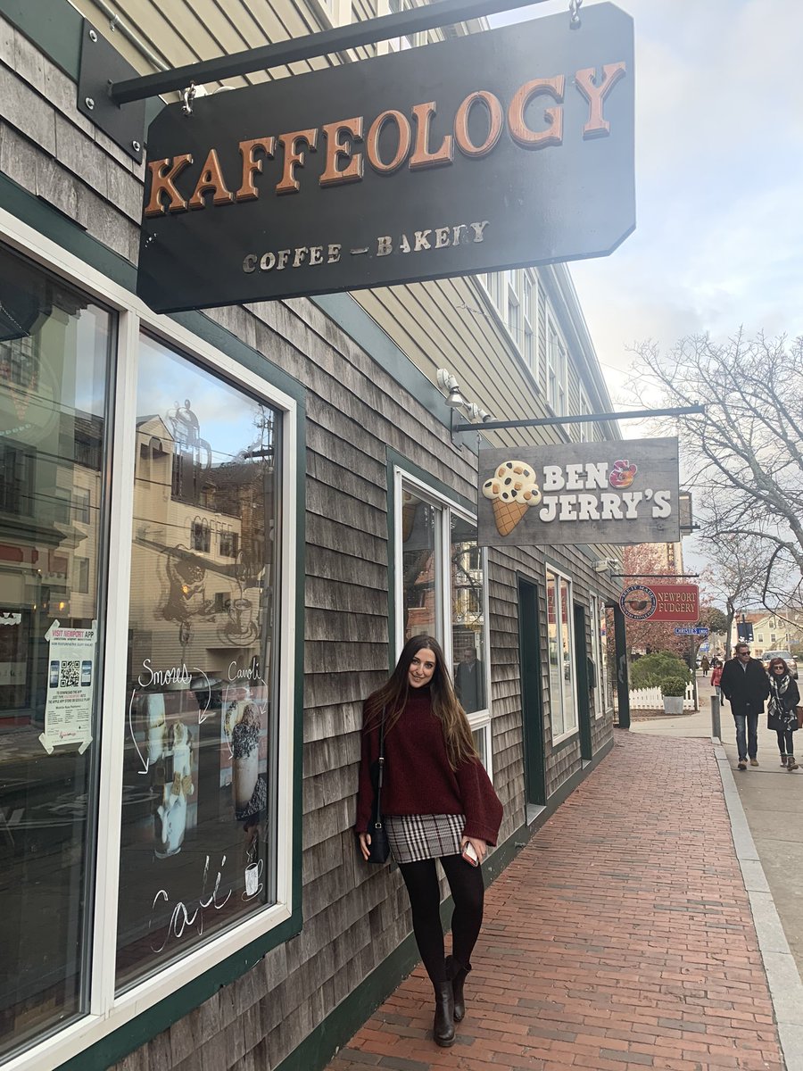 Hoping that I get to be in Newport RI in just a few days!! #tbt to going in November😍 #rhodeisland #travelblogger