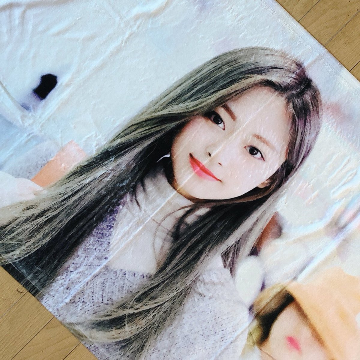 Anneyeong Porkies!TWICE TZUYU OSWY 2  @delta_trap PH GOPHP 2,300 SET A 1st photo PHP 3,400 SET B Both photosDOO AUG 14DOP AUG 15SHIP TO PH (SATURDAY, after receiving from masternim)Need 5 slots to order!  #TWICE    #TZUYU  #RT  #kpopSelling  #KpopPh