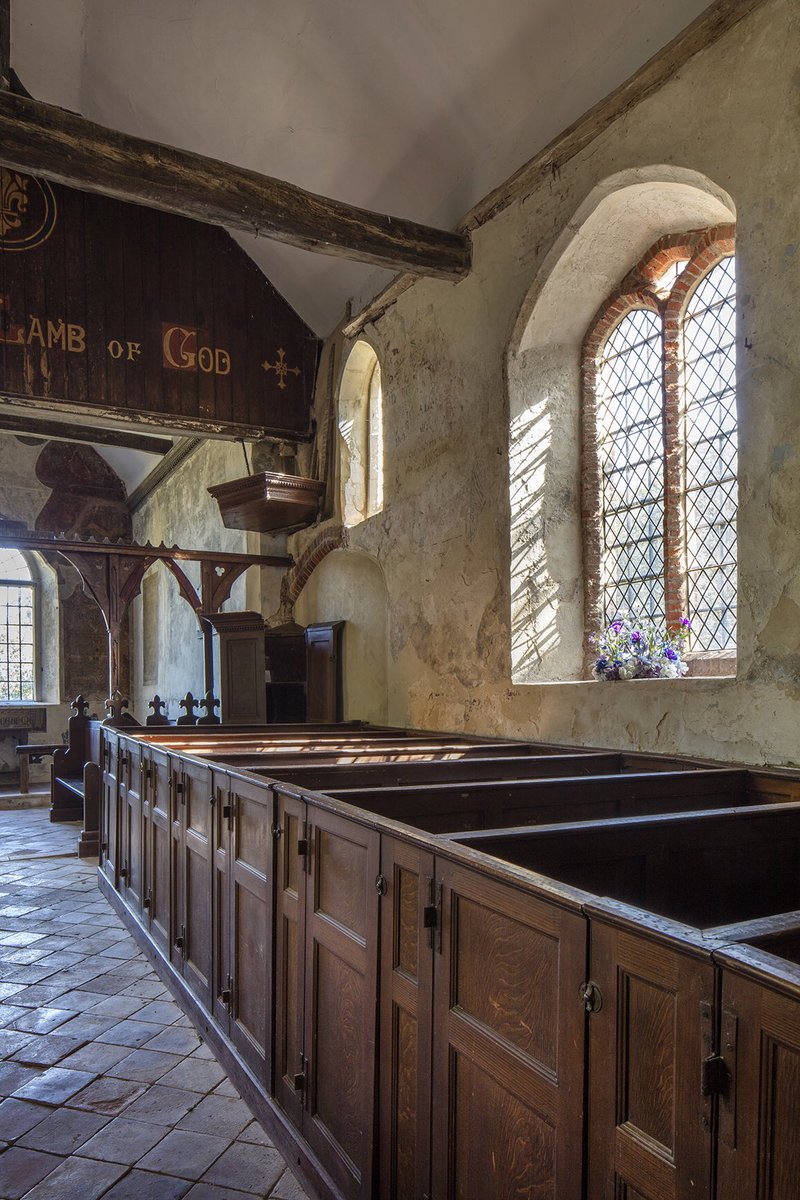 These private pews could be furnished with extra comforts, including heating. At first, families installed their own boxes, with a hodgepodge effect, but by the mid-1700s, many churches installed adopted a uniform style.