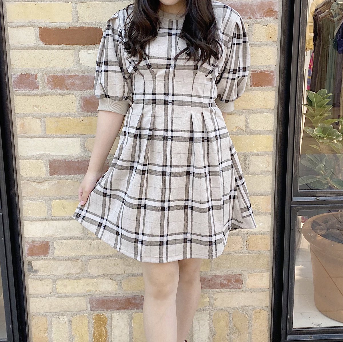 Anmille Twitterren 大阪店 秋らしい ベージュチェックがかわいい スウェットワンピース ウエスト部分が 細く見えるデザインに なってます 6 900 Tax Anmille Twitterren 大阪店 秋らしい ベージュチェックがかわいい スウェットワンピース ウエスト部分が 細く見えるデザインに なってます 6 900 Tax