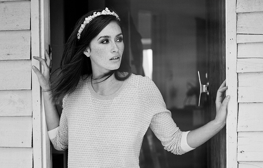 Another week I think I'll dedicate to the ladies! 😀⁠

These shots were for the same lovely client @needleknits except this time Spring/Summer, shot at a really lovely location somewhere in Norfolk. 😎☀️

 #womensfashion #womensknitwear #cashmere
#fashionphotography