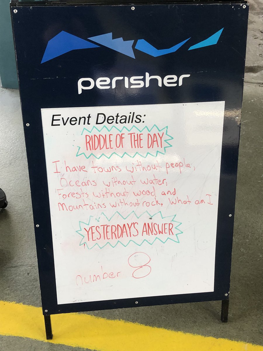 The station staff at Bullocks Flat write daily riddles on a sandwich board placed just before the gare barrier. That’s cute, but is it what makes this particular railway unique?