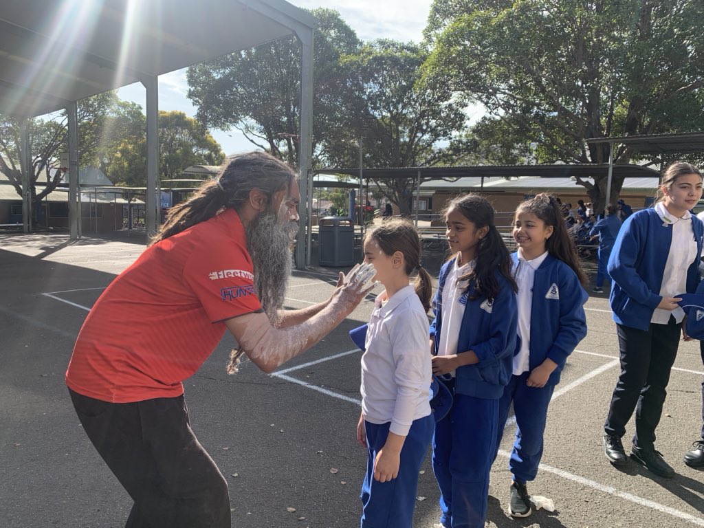 What a fabulous way to end #EdWeek20 by immersing ourselves in Indigenous culture ❤️💛🖤