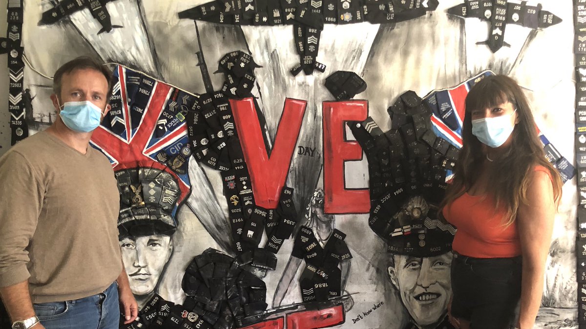 AddShoulders's tweet image. Great news!
A new home for two of the #justaddshoulders pieces!
Northampton General Hospital Trust have snapped up Capt Sir Tom and the 75th Anniversary VE Day murals to display at prominent places within the hospital.
Delivered yesterday and will be unveiled soon.....