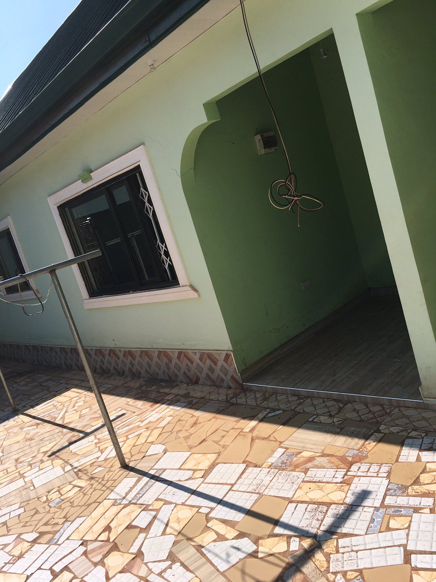 StyleEstate's tweet photo. A room for rent in Tamale call me 🤙 0240201006 https://t.co/sFMrTG2Sup