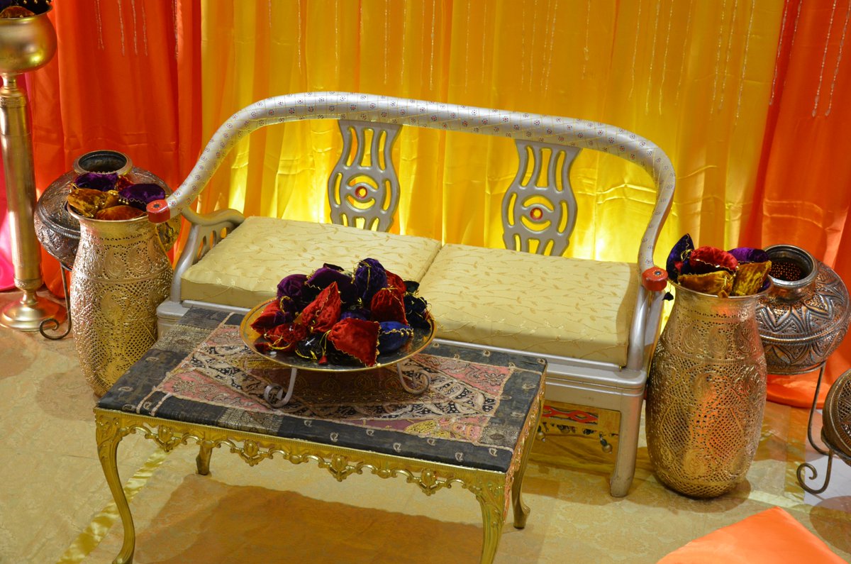 TMEvents3's tweet photo. Design by @TMEvents3 
#tajmahalevents #tmevents #decorgoals #mehndidecor #mehndiceremony #mehandidecor #mehndi #weddingdecoration #weddingdecorations #sydney #australia #designerweddings #eventplanner #weddingplanner https://t.co/ZIczaIS1Ak