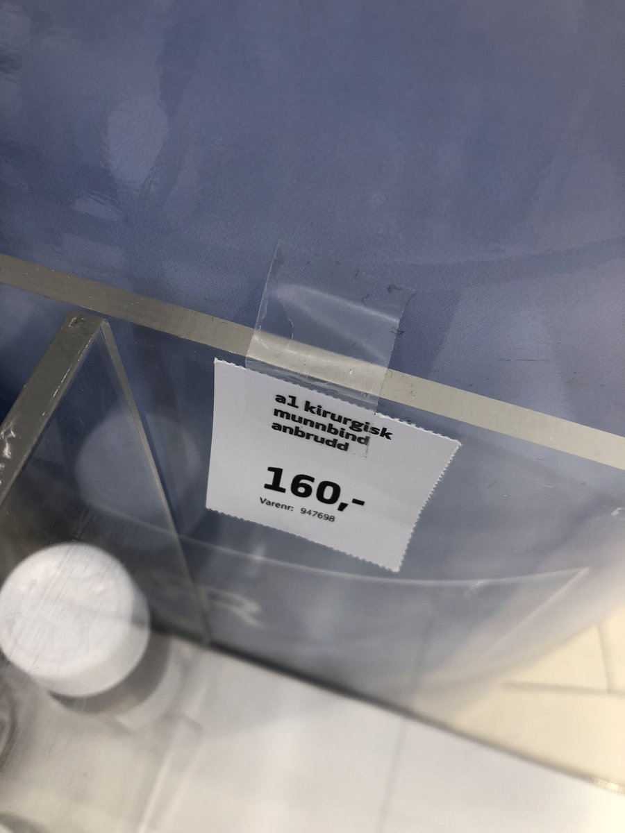 SV_Karin's tweet photo. Har sjekket prisøkningen på munnbind. Fra 60 øre til 16 kroner før et eventuelt påbud og flere utsolgt. Har vi nok til alle og vil sjuke folk med dårlig råd kunne kjøpe dette eller må de isolere seg med alle de negative konsekvensene det har. @SVparti spør @BentHHoyre  om dette. https://t.co/ps7oL94OwX