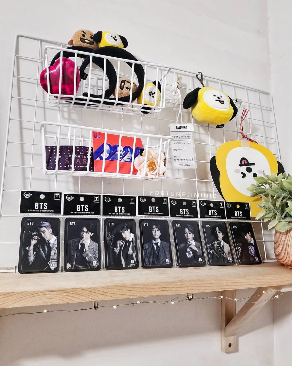 YourTooshiePH's tweet photo. [PH GO] BTS LENTICULAR T-MONEY CARD || #YTPHGO

PHP 590.00 (ALL IN) + LSF
Set: PHP 4,100.00 (ALL IN) + LSF

✨Transportation card in Korea
✨w/ store freebies on us!
✨Limited slots only

DOO: Aug. 13, 2020
DOP: Aug. 20, 2020
ETA: Oct. 2020

https://t.co/ipNbls0fNd

#BTS #BTSARMY https://t.co/mU1cWBwvef