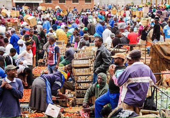 Act4Zw's tweet photo. #ZimFoodMarkets will be required to operate for six days a week with a mandatory closure on the seventh day for disinfection.
#HelpFightCovid
@DFID_UK @OSISA @USAID @PactWorld @BanuKhan19 @SeruyaFarm https://t.co/985timq4Qv