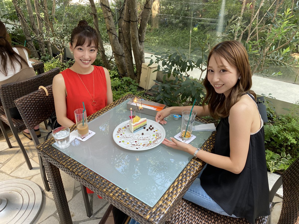 南結衣 今日は舞美ちゃんに会ってきました 誕生日のサプライズもしてもらって とっても楽しかったー Shakeに入った時から 10年経ったみたいです 笑 南結衣 今日は舞美ちゃんに会ってきました 誕生日のサプライズもしてもらって とっても楽しかったー Shakeに入った時から 10年経ったみたいです 笑
