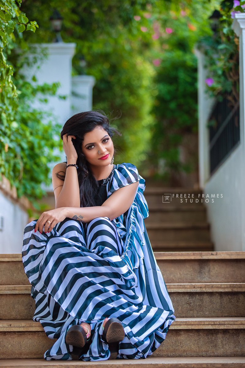 hajaabdulnawaz's tweet photo. Black and white stripes ruffles saree by HAJA ABDUL NAWAZ . . #bluewithwhite #fashion #attitude #style #vijaytv  #fashionblogg #supermodel #photooftheday #cool #model #vijaytvsupersinger #chithuvjfc  #chithuvj #hajaabdulnawaz #designerhajaabdulnawaz https://t.co/wpKeO20qzE