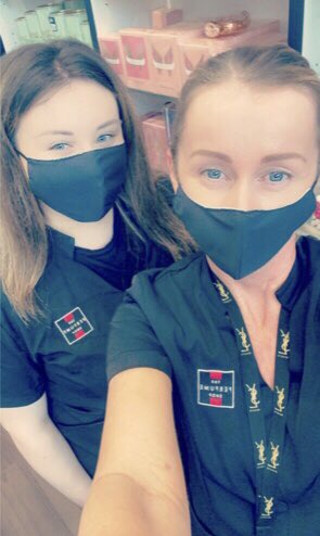 shop_171's tweet photo. The best face masks ever compliments of @manganpharmacy ❤️ #StaySafe https://t.co/vtDJHrh0nD