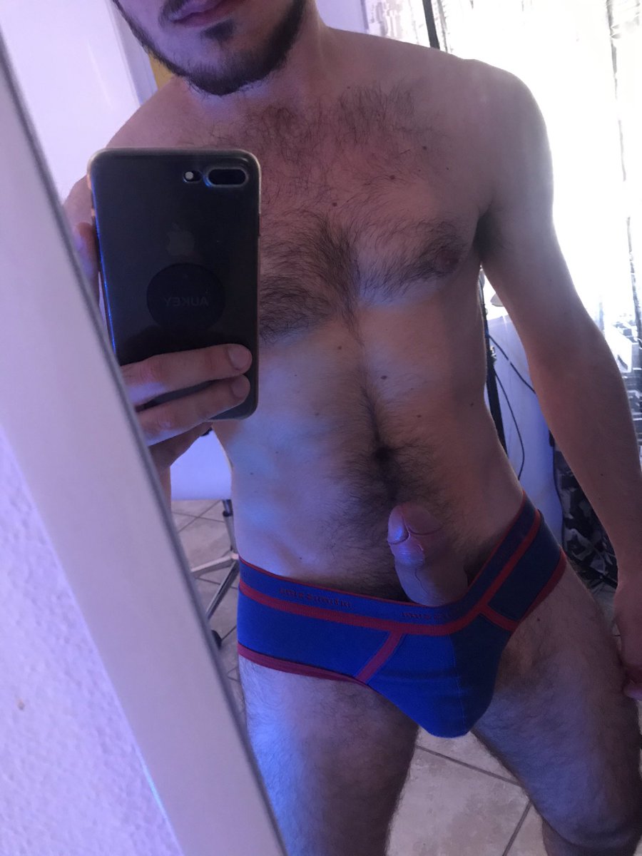 carmelocam4's tweet photo. RT e servi il tuo padrone!! 😈💵💳 #cashmaster #moneymaster #alpha #master #duro #findom #sub https://t.co/hIRm6jdyId