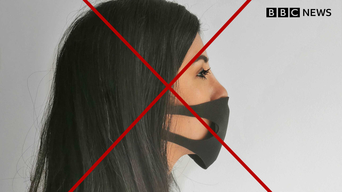 Don't wear loose fitting masks The mask should go from the top of your nose to under your mouth, with no gaps between your face and the material http://bbc.in/CoronavirusMaskGuide