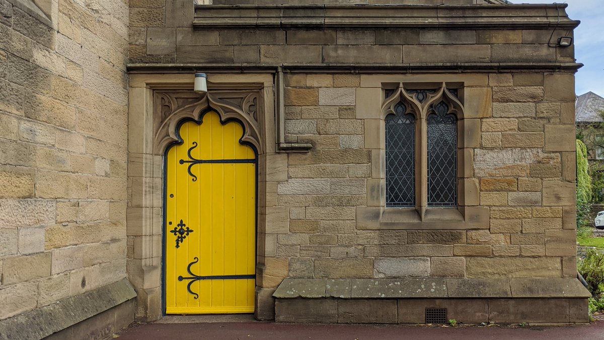 Heading into the city I swung by Jesmond Parish Church. Even without the plague she's kept locked due to theft and vandalism. She's also the home of a very conservative evangelical congregation that hates gays, so I probably wouldn't go in anyway. Still, I like the yellow doors.
