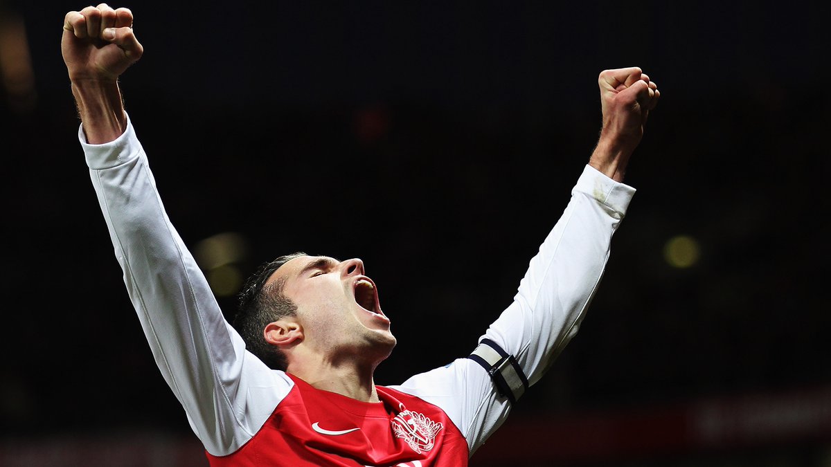 goal's tweet photo. Happy Birthday, Robin van Persie! 🎈 https://t.co/YOH57TErU9