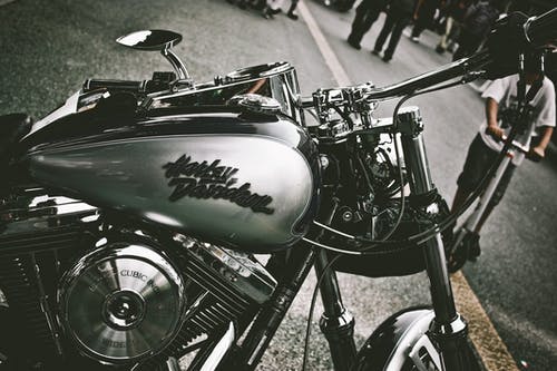 carcoverzone's tweet photo. We love motorbikes!

#classics #new #bike #bmw #honda #harleydavidson ##motorbike #carcovers #car #covers #indoor #outdoor #bespoke #manufacture #bikecover #classiccars #classics #tyre  #classiccarshows #carshows #carlover #cars #bikes #motor https://t.co/ae9FTBbW0H