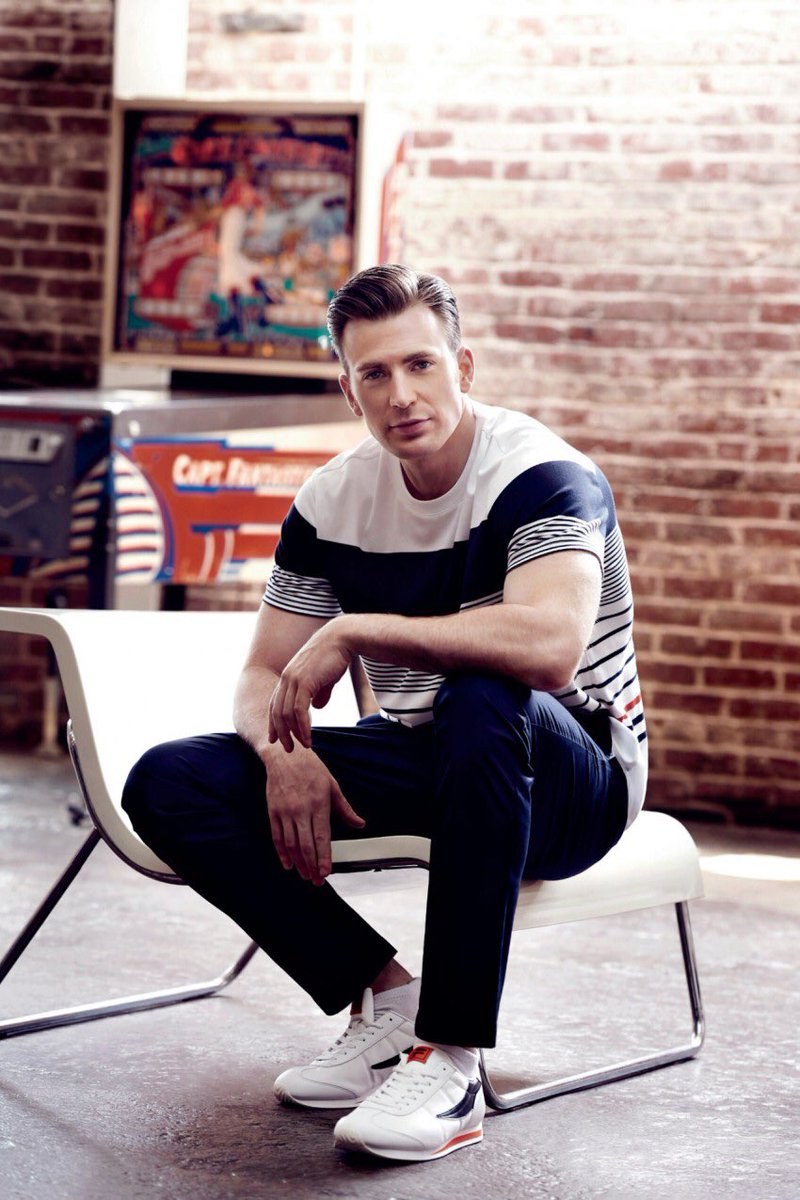 𝓒𝓱𝓻𝓲𝓼 𝓔𝓿𝓪𝓷𝓼 𝓪𝓼 𝓟𝓻𝓲𝓷𝓬𝓮 𝓔𝓻𝓲𝓬 (The Little Mermaid)(A thread)