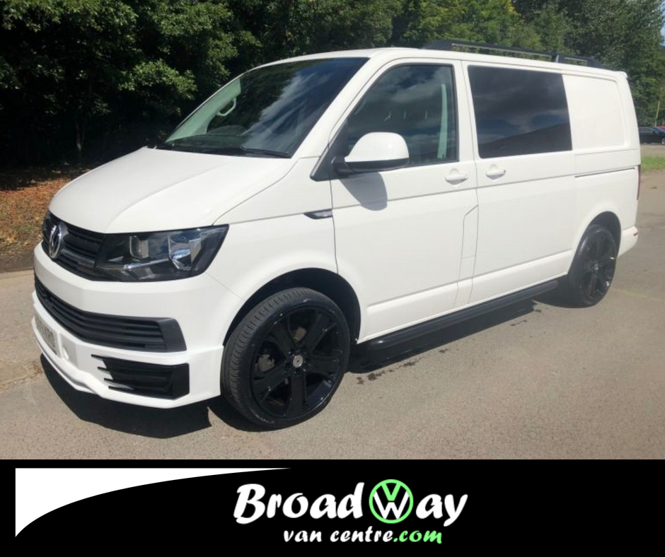 BroadwayVans's tweet photo. 🔥 VOLKSWAGEN TRANSPORTER T6 TDI TRENDLINE WINDOW

✔️ Bluetooth Phone Prep 
✔️20" Alloy Wheels 
✔️ Roof Bars 
✔️ Rear Spoiler 
✔️ Tailgate 

👉 https://t.co/WLV5a690d1 https://t.co/AqQJi9QOFM