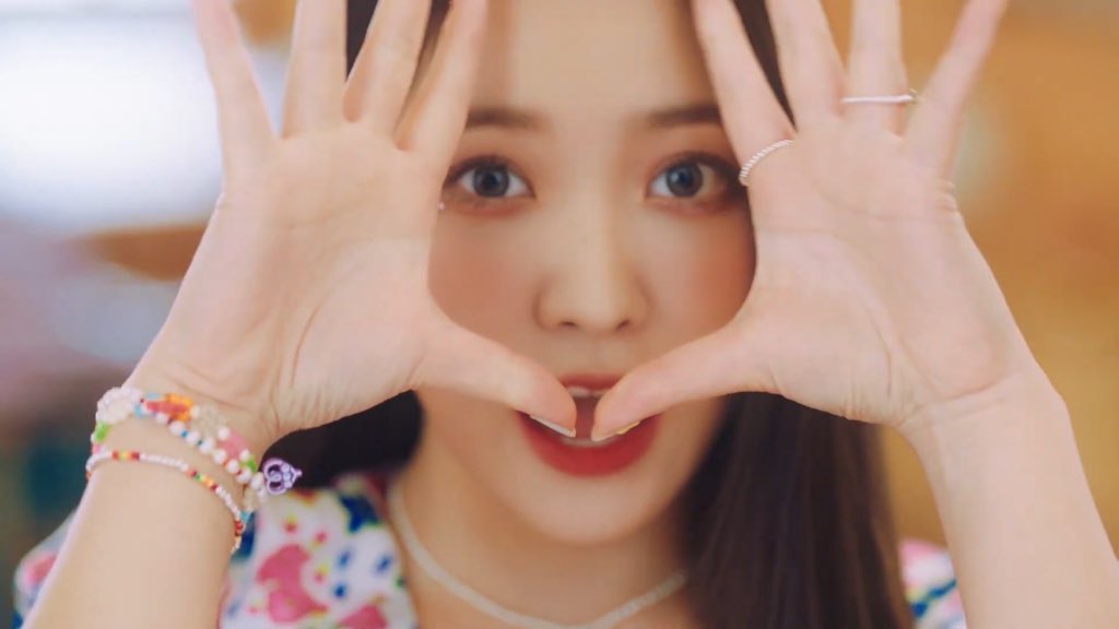 cuteyeripics's tweet photo. https://t.co/m801vVE17n