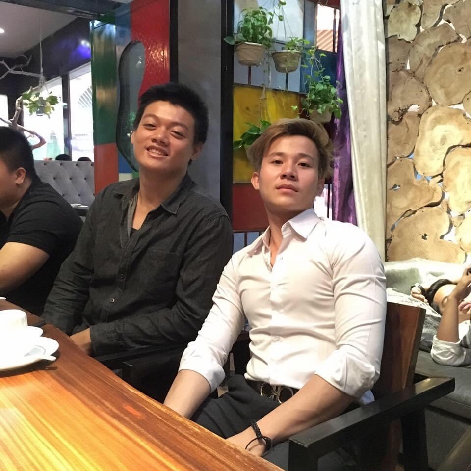 para48865212's tweet photo. Khmer handsome https://t.co/fsPqgcZ3vx