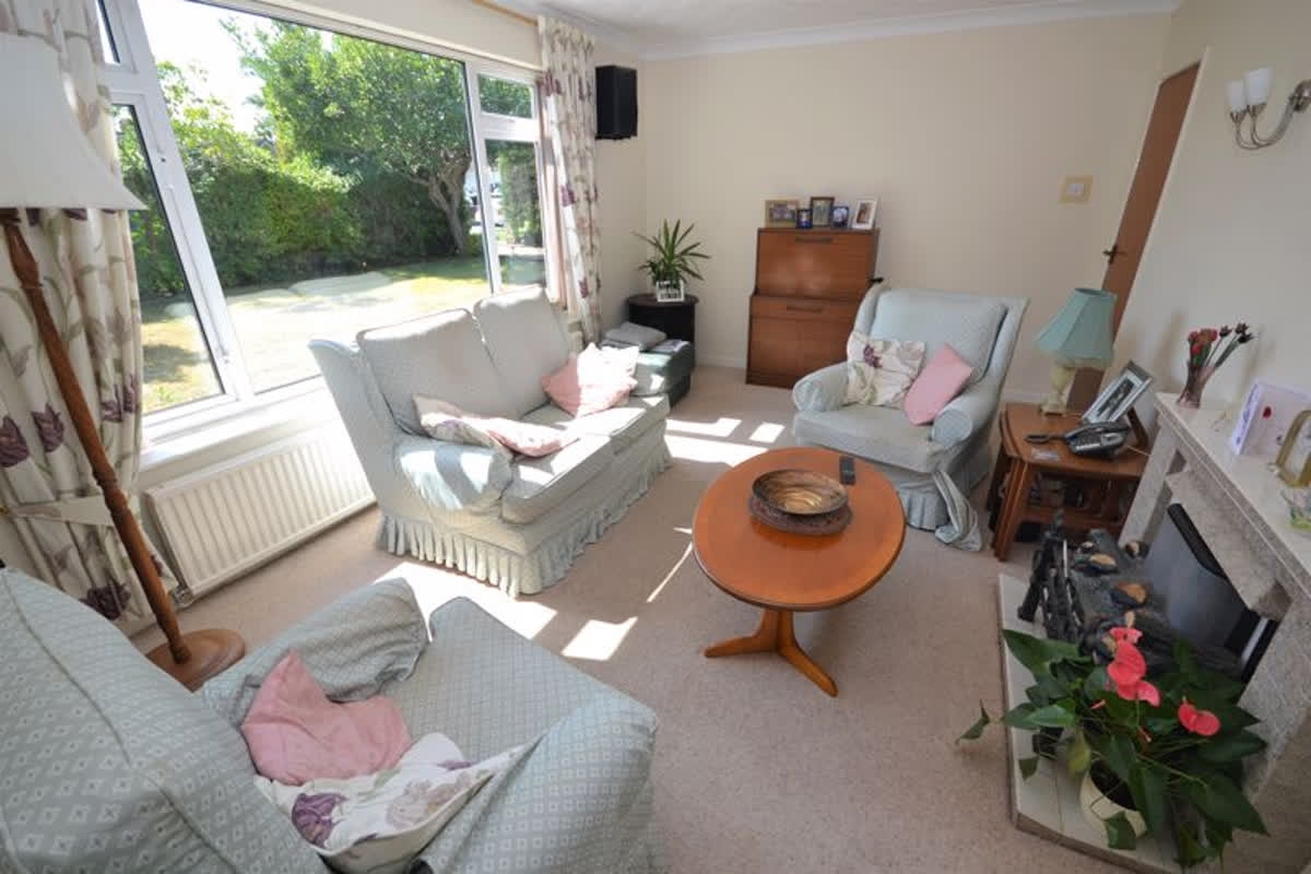Foxes Sales & Lettings tweet media