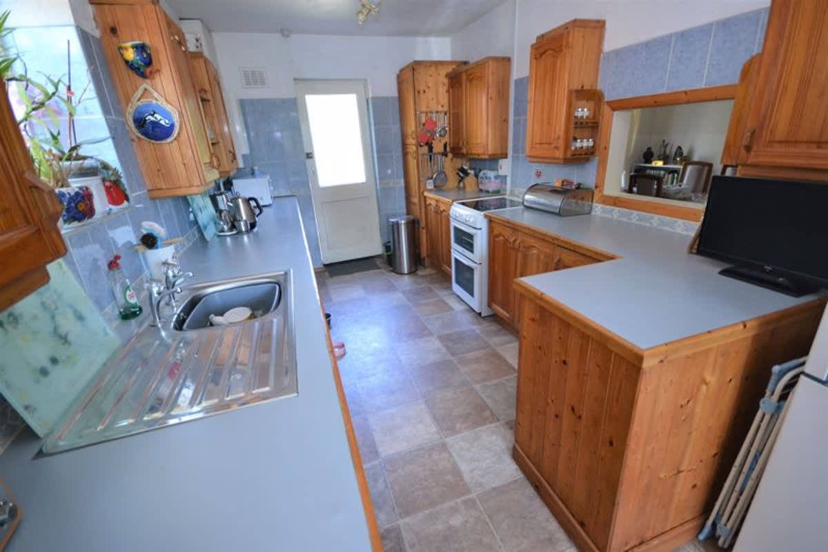 Foxes Sales & Lettings tweet media