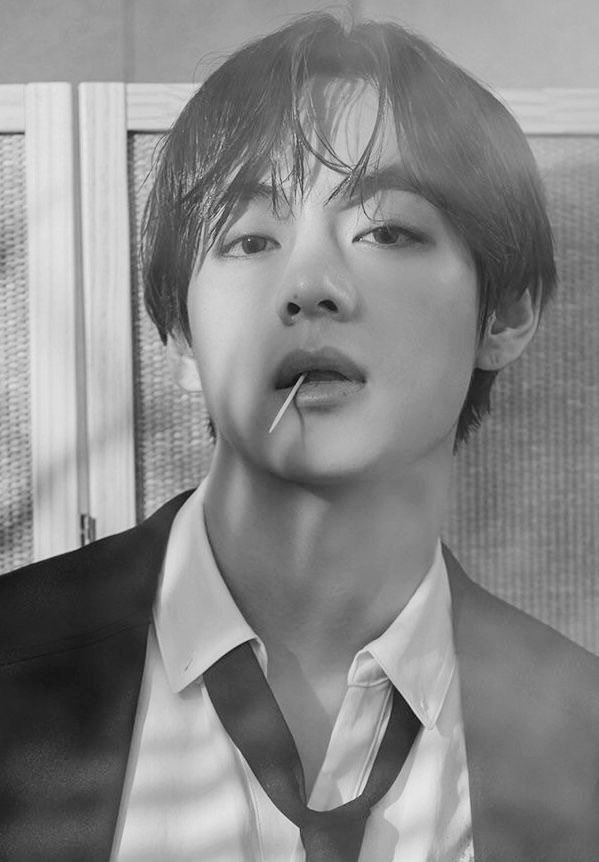 Taehyung as Diego Hargreeves ()-Rebellious -If you're good to him, he'll be good to you -Hot as hell
