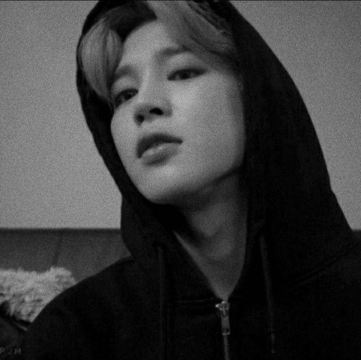 Jimin as Ben Hargreeves -An angel -Just wants attention (in a good way!) -Selfless, kind, caring, etc-Best boy